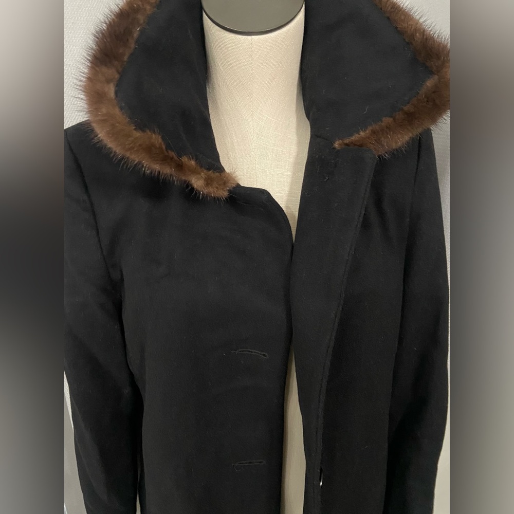 Albert Nipon - Beautiful Wool Cashmere Mink Coat … - image 5